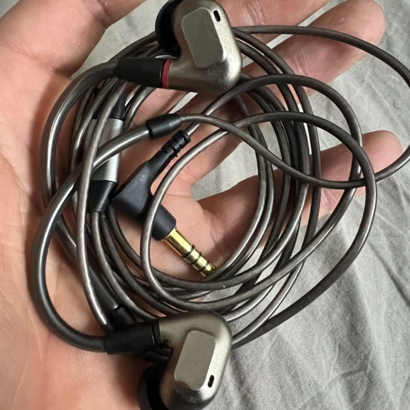 IE900 IEM origine nell'orecchi - Planar Magnetic Iem Earphones recensione e prezzo